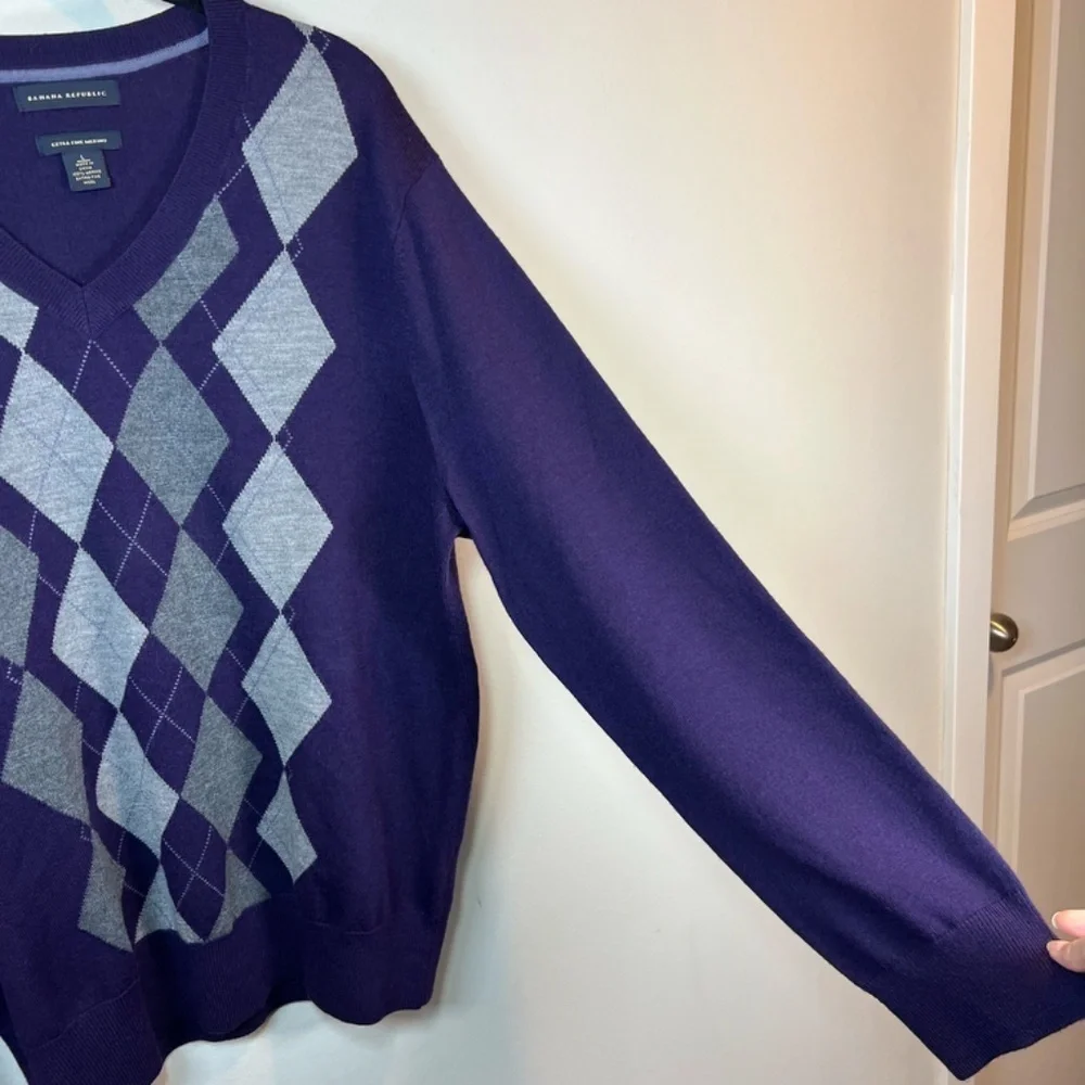 Banana Republic Merino Wool Argyle Sweater Purple V-Neck Preppy Office  Sz Large